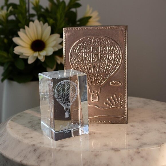 Vintage Hot Air Balloon Collector’s Duo – Crystal 3D Etched Sky Adventures Souve - Picture 1 of 7